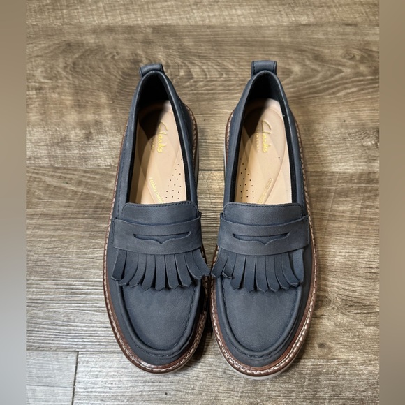 Clarks Orianna Loafer Navy Nubuck Leather Size 8 Women's Flats Slip On Boat Deck - Picture 5 of 8